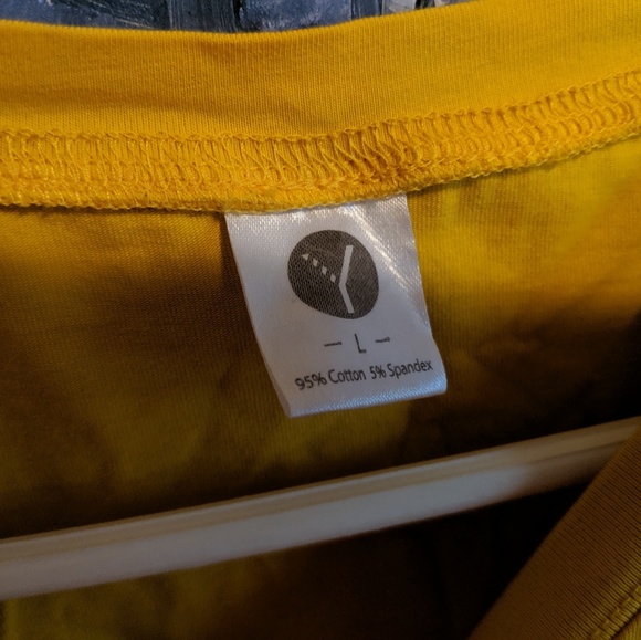 Why Be Racist.... T-Shirt - Picture 2 of 3